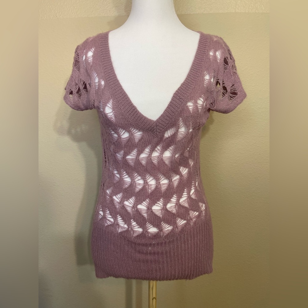 Old Navy Purple V-Neck Y2K short sleeve Sweater women’s medium